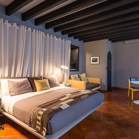 Dos Casas Hotel & Spa Альенде Экстерьер фото