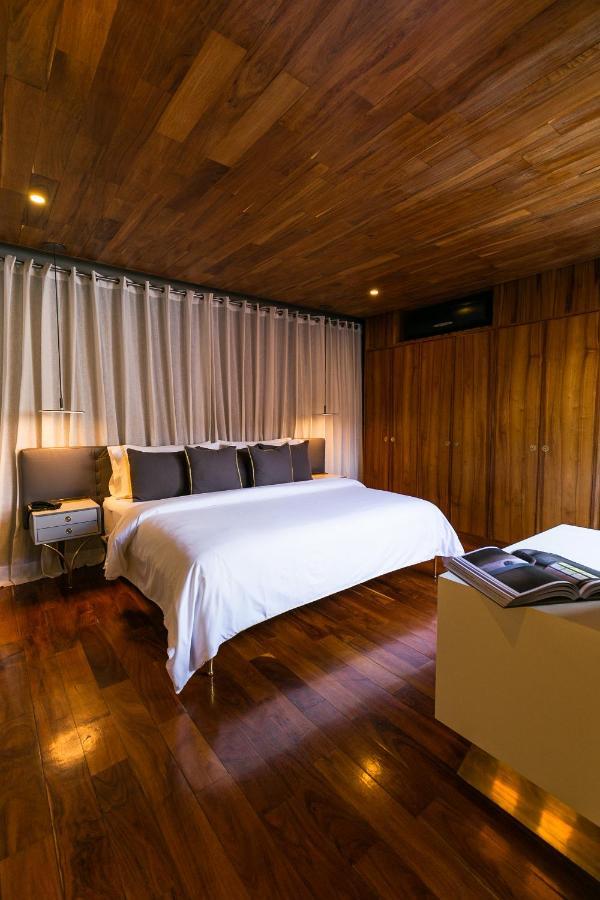 Dos Casas Hotel & Spa Альенде Экстерьер фото