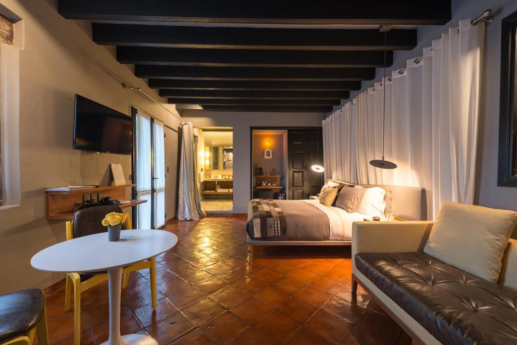 Dos Casas Hotel & Spa Альенде Экстерьер фото